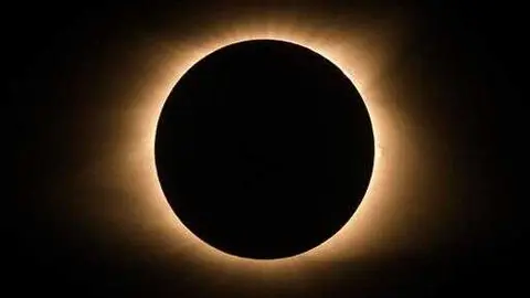 Imagen de un eclipse total de sol