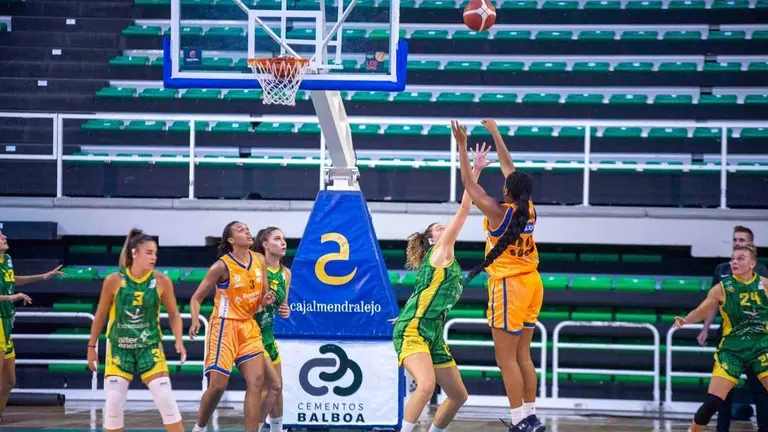 CD Zamarat frente Al-Qázeres. | FOTO: Al-Qázeres