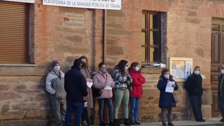 Manifestación en defensa de la sanidad rural en Tábara