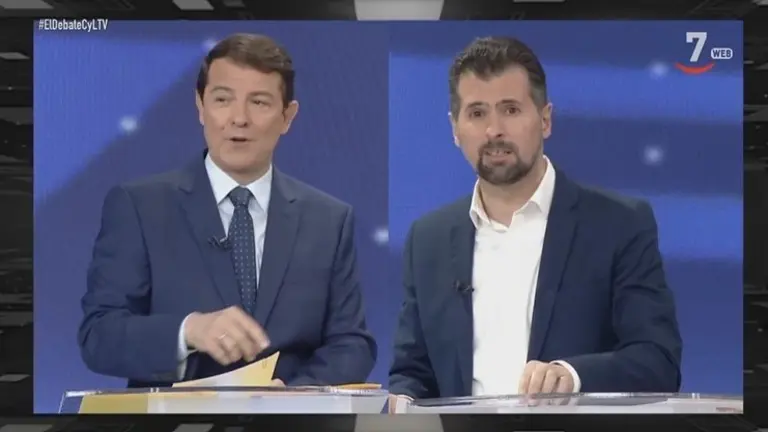 Un momento durante el último debate electoral entre Alfonso Fernández Mñueco y Francisco Igea
