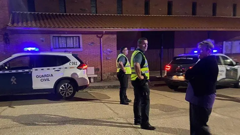 Desalojo en Litos por el incendio en Sierra de la Culebra. Fotografía: GC