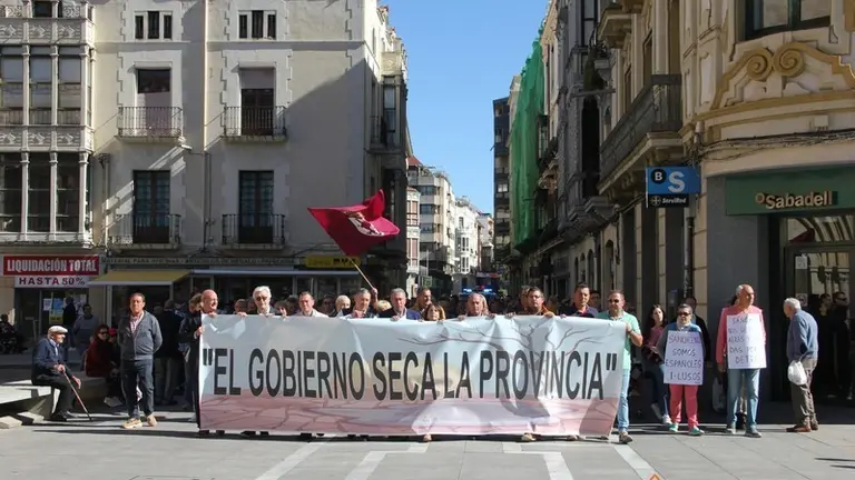 protesta Municipios Ribere&ntilde;os contra el desembalse de la cuenca de Ricobayo y Almendra (30)