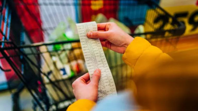 Carro supermercado. Fotografía de archivo