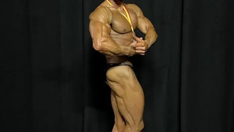 Rubén Prieto Sánchez con los trofeos