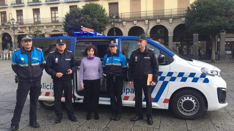 nuevo furgón atestados