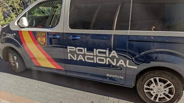 Furgón del grupo GOR de Zamora