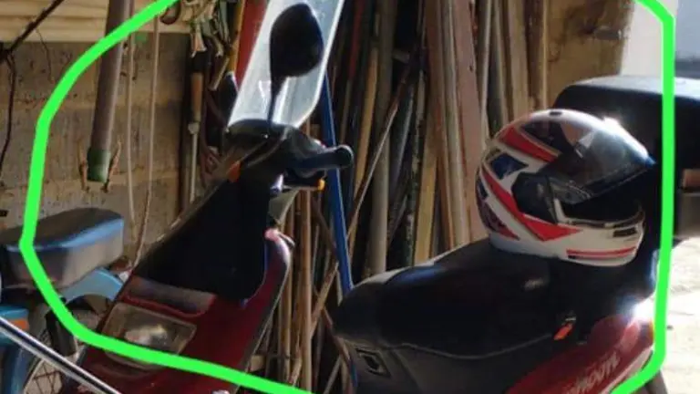 Moto robada en el barrio de . Fotografía: