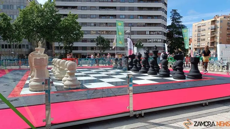“Pequeños gigantes”, el Torneo de Ajedrez Escolar que se disputa este sábado en la plaza de La Marina