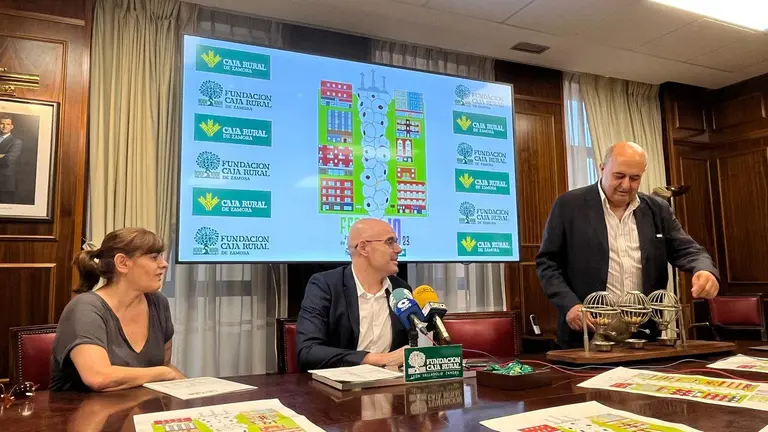 Presentación feria del ajo