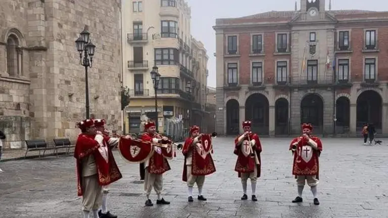 Los clarines del Silencio adelantan los sonidos del Miércoles Santo