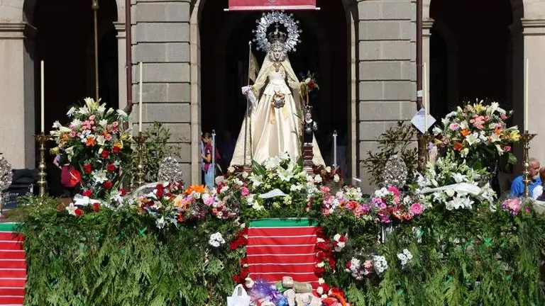 ofrenda floral Virgen de la Concha _14