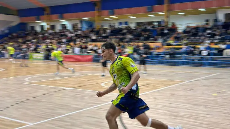 BM Zamora vs Camargo