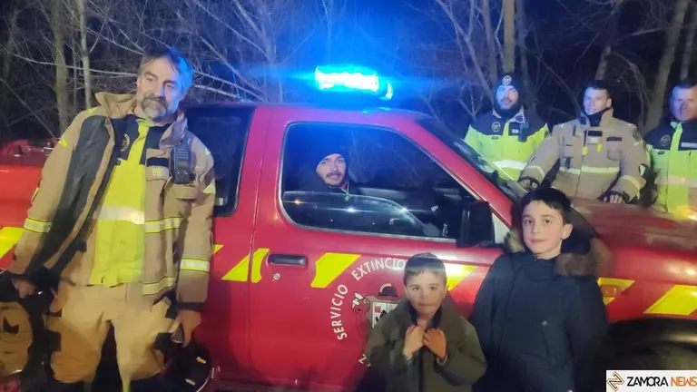 Los bombero hicieron la evacuación a su casa ya que no se había previsto el llevarlo