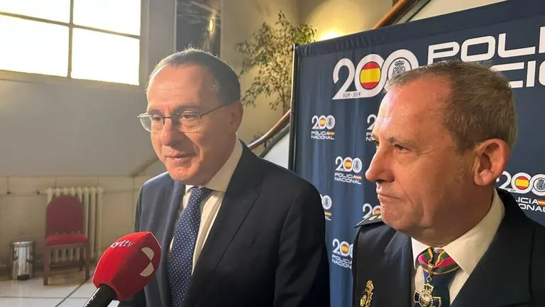 Policía Nacional celebra el 201⁰ aniversario_2