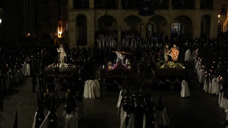 Hermandad de Jesús en su Tercera Caída