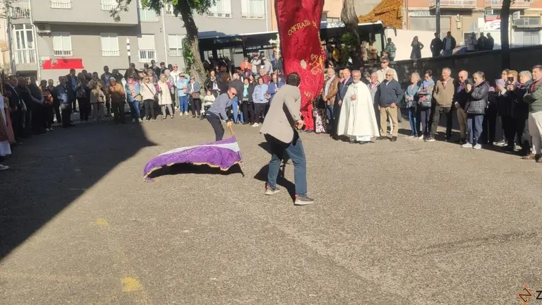 Zamora y La Hiniesta sellan su hermandad en la emotiva Rogativa de San Marcos