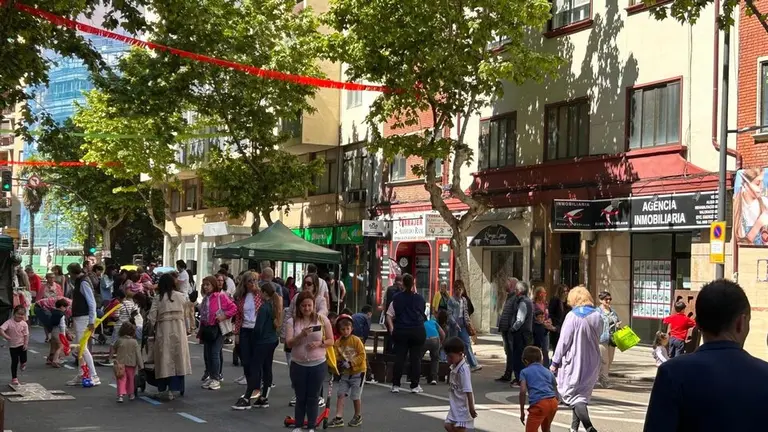 Avenida Tres Cruces, Fiesta del Comercio de Zamora