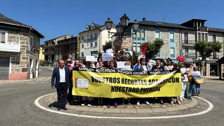 paron por el tren en la zona de Sanabria (4)