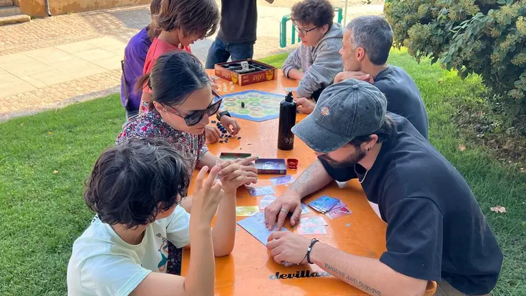 Jardines del Castillo de Zamora, “Juegos de Mesa en la Calle”