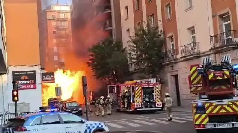 Explosión en el centro de Zamora_16