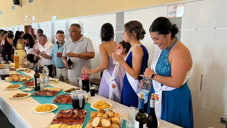 Misa y vermut por la Virgen de la Asunción Coreses_14