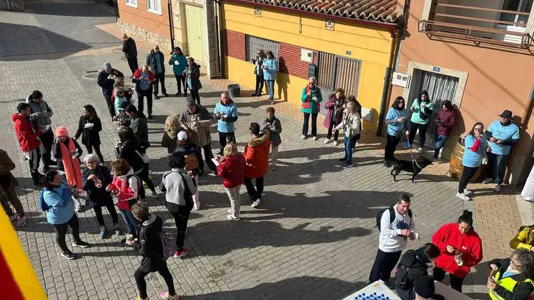marcha solidaria en Corrales del Vino  (8)