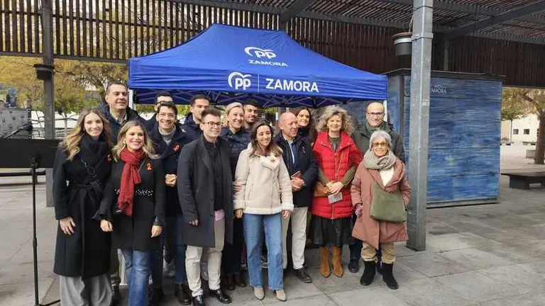 Nuevas Generaciones del Partido Popular de Zamora celebra el Día de la Constitución _2