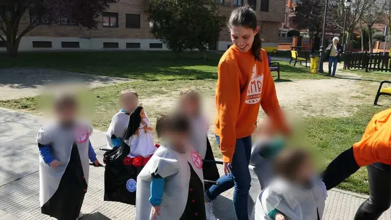 procesi&oacute;n Escuela infantil Bambi  (2)