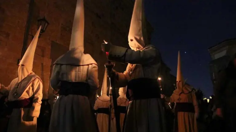 Jes&uacute;s Yacente _32