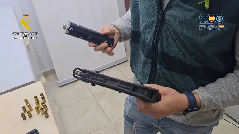 Desarticulada banda criminal Guardia Civil y policia Nacional