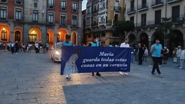 Rosario de la Aurora en Zamora (6)
