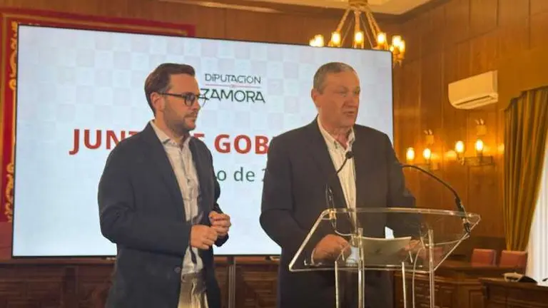 Javier Fa&uacute;ndez y V&iacute;ctor L&oacute;pez _3