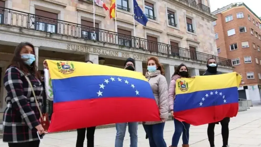 Venezolanos en un acto en Zamora. Imagen de archivo