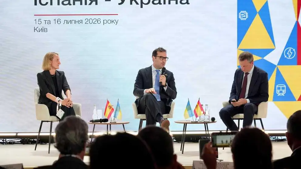 El vicepresidente primero y ministro de Econom&iacute;a, Comercio y Empresa, Carlos Cuerpo, durante su visita a la capital de Ucrania.