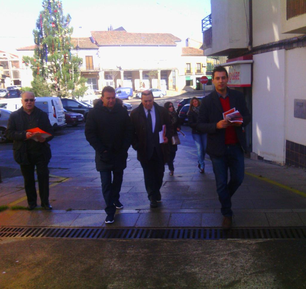 Ciudadanos Zamora candidatos con diputado provincial en Alcañices 06-12-2015