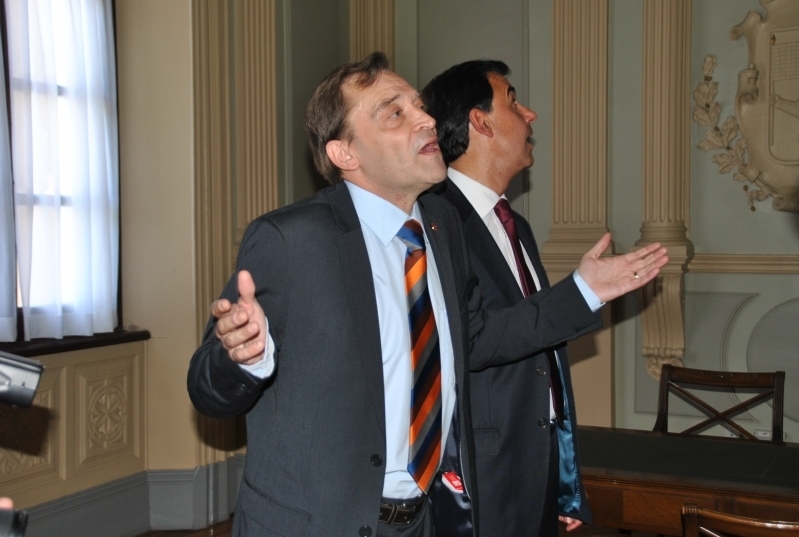 Imágenes del Pleno en conmemoración del Bicentenario de la Diputación.