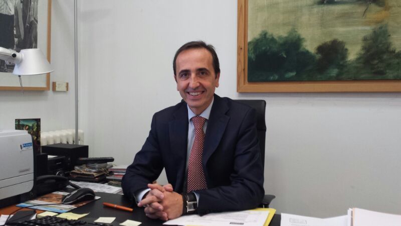 El diputado de Turismo en un momento de la entrevista