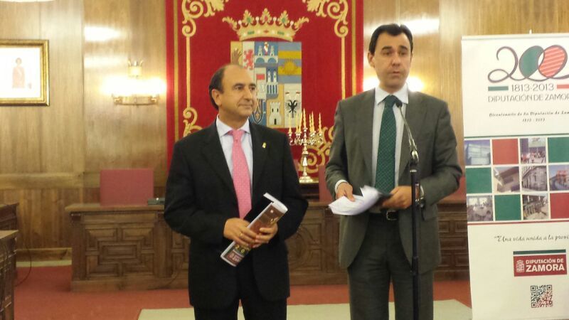 Aurelio Tomás y Fernando Martínez Maíllo presentan los presupuestos 2014