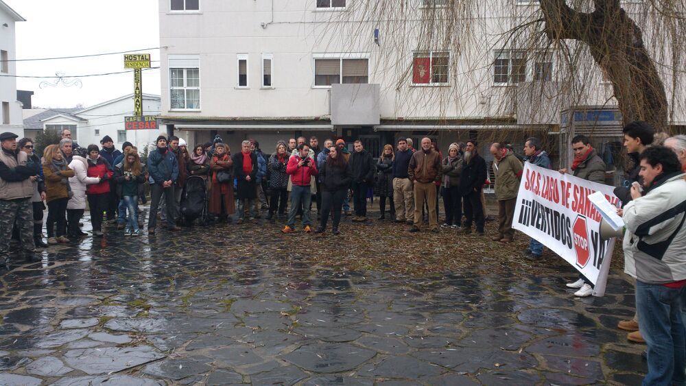 Protesta por la contaminación del Lago de Sanabria.