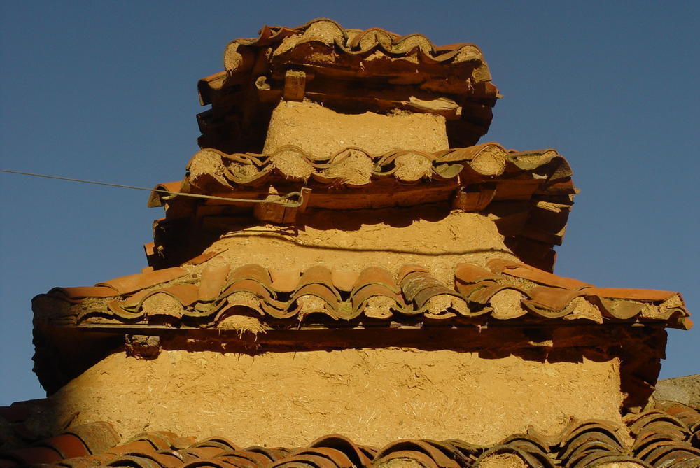 Al este de la comarca aparece el adobe y la teja. (Foto:adisaclavoz.com)