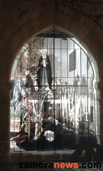 Titulares de la Cofradía en la capilla