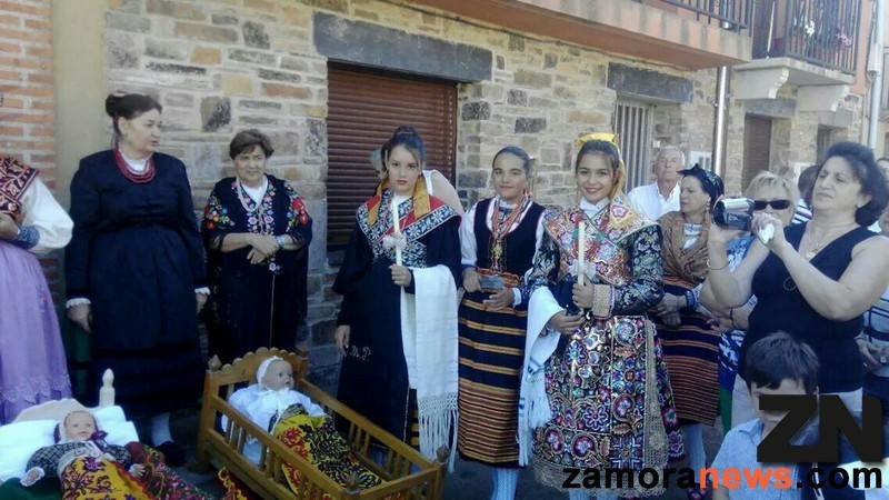 Un momento del bautizo