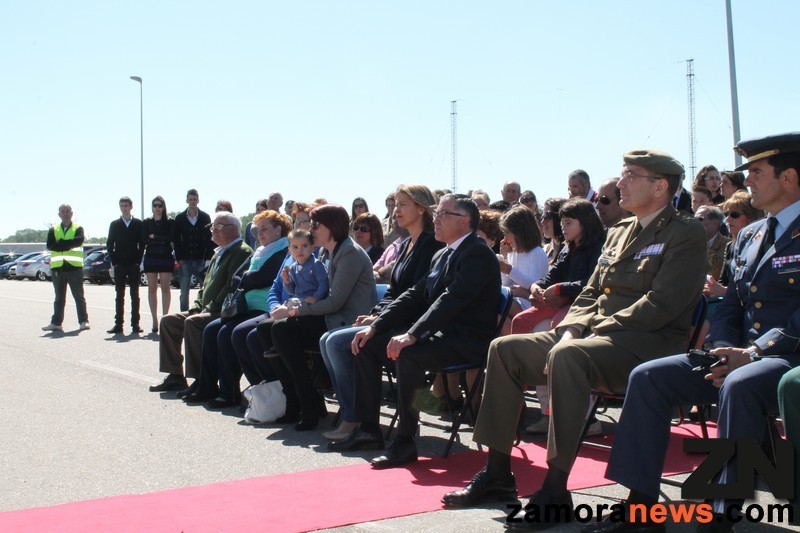 Asistentes al acto celebrado hoy en Coreses