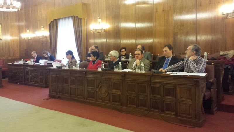 La oposición ha rechazado formar parte de la Comisión especial de Régimen Local