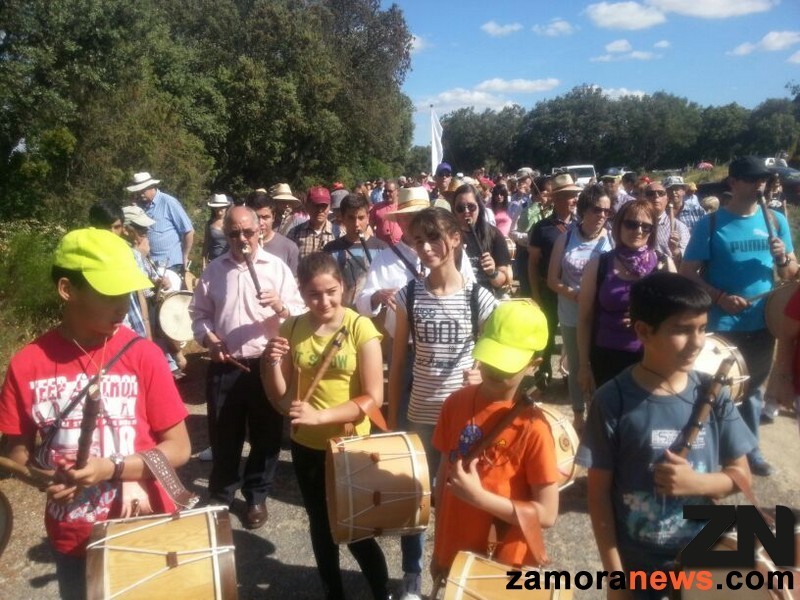 La Escuela de Folclore amenizó toda la jornada