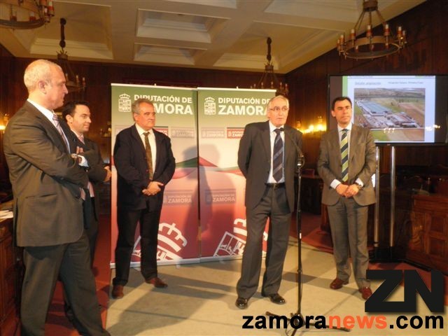 El director de la planta de Roales explica los pormenores del proyecto