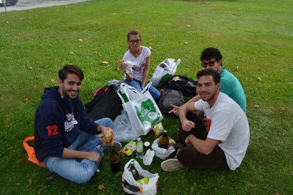 Bocata en la bienvenida al campus Viriato