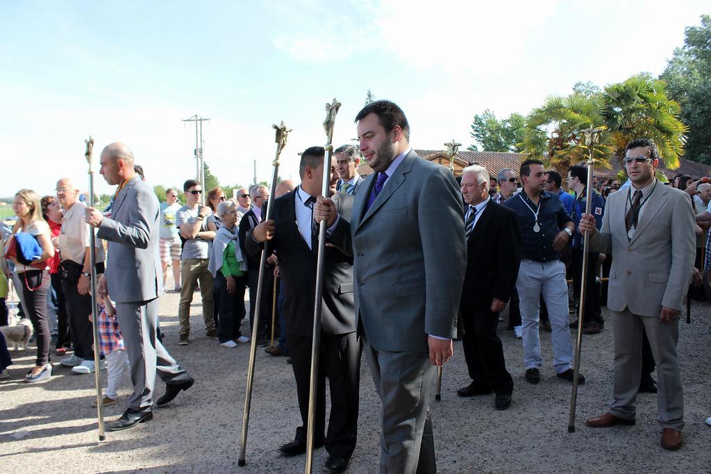 Los Abades entrantes