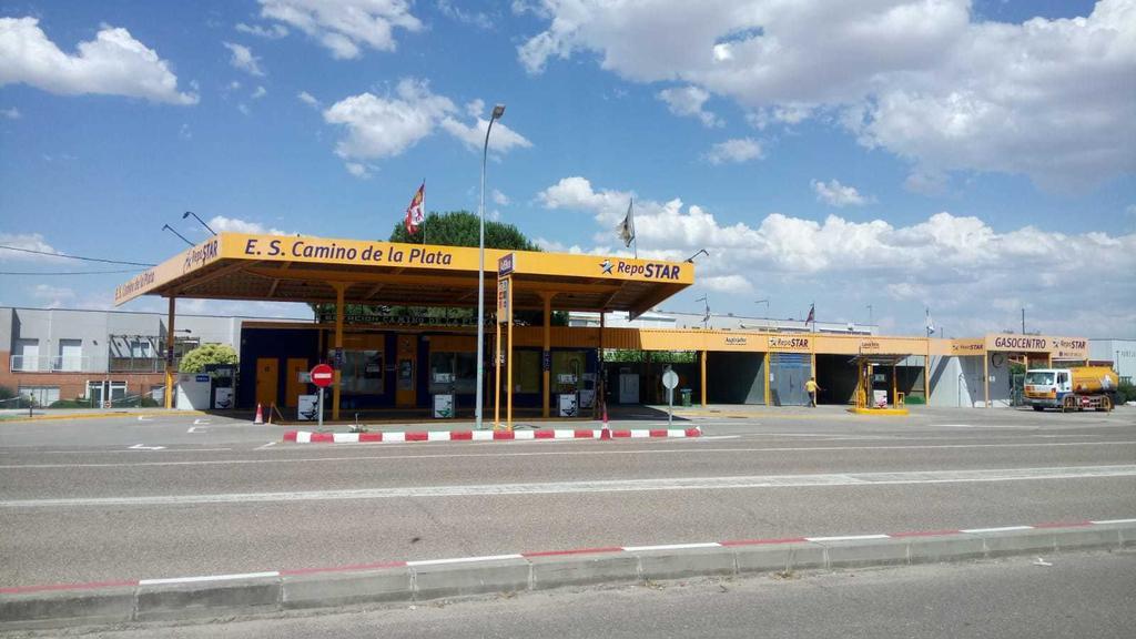 gasolinera_moralesº.jpg