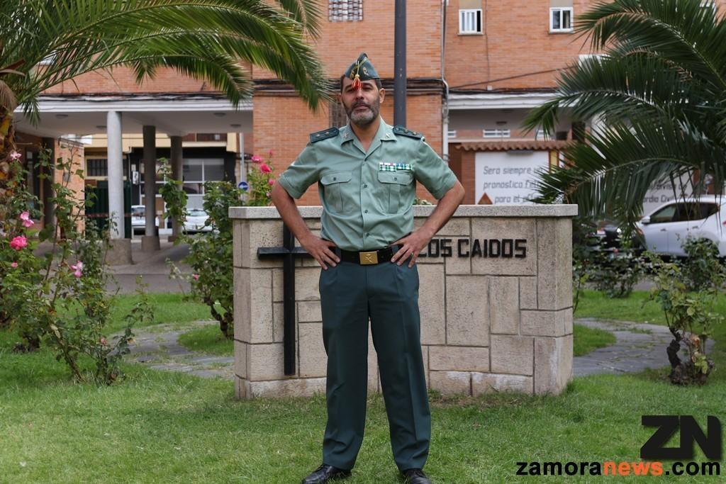 guardia_civil_pulido_tte_coronel_en_el_puesto.jpg